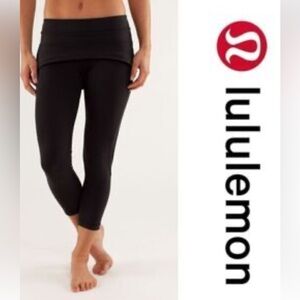 Lululemon Steadfast Crop Skirted Black Leggings sz 10 EUC yoga athletic stretch